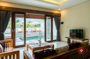 Villa Umah Galuh - Serene Tropical Escape - 3BR Private Pool Villa